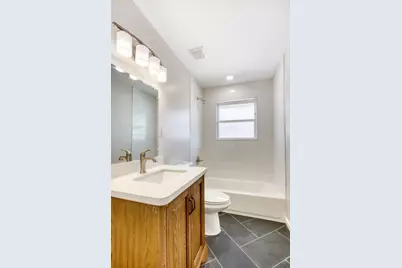 915 Grigsby Avenue #201, Dallas, TX 75204 - Photo 11