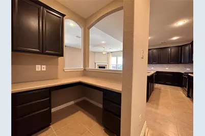 1401 Mesa Crest Drive, Fort Worth, TX 76052 - Photo 15