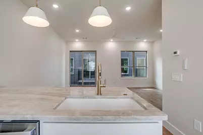 2820 Weisenberger Street #108, Fort Worth, TX 76107 - Photo 11