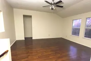 2107 Meadowview Dr, Corinth, TX 76210 - Photo 7