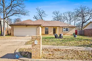 5717 Myers Rd, Arlington, TX 76017 - Photo 1