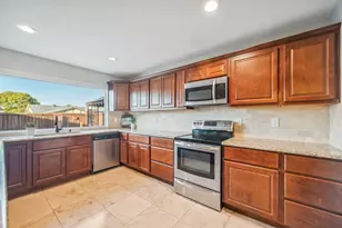 813 Stone Trail Dr, Plano, TX 75023 - Photo 9