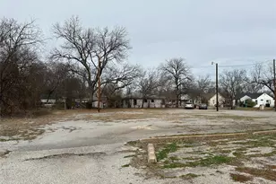 1615 Travis St, Sherman, TX 75090 - Photo 1