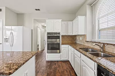 7113 Amethyst Lane, Plano, TX 75025 - Photo 13