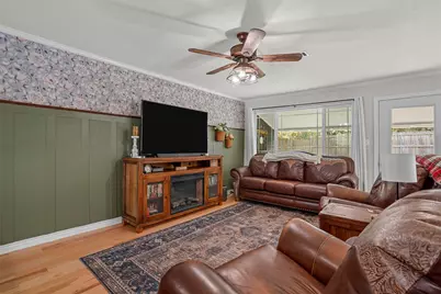 7130 Briar Road, Azle, TX 76020 - Photo 9