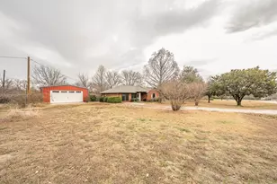 102 Perdue Ln, Weatherford, TX 76085 - Photo 37