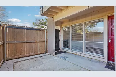 5634 Boca Raton Boulevard #108, Fort Worth, TX 76112 - Photo 3