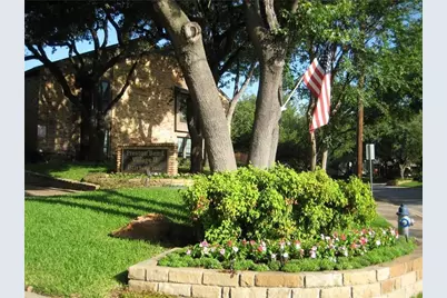 15221 Berry Trail #405, Dallas, TX 75248 - Photo 3