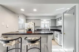 15221 Berry Trail, Dallas, TX 75248 - Photo 9