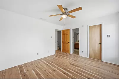 1104 Riverchase Lane #203, Arlington, TX 76011 - Photo 9