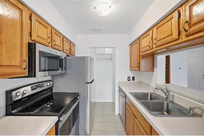 1104 Riverchase Lane #203, Arlington, TX 76011 - Photo 13