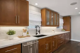 6976 Walling Ln, Dallas, TX 75231 - Photo 5