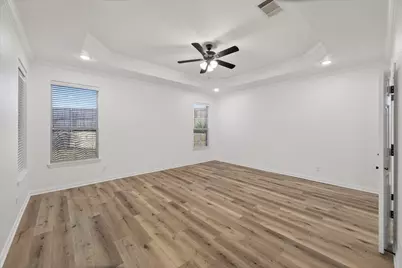 313 Nutmeg, Burleson, TX 76028 - Photo 17