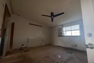 124 S Mountain Ridge, Cresson, TX 76035 - Photo 9