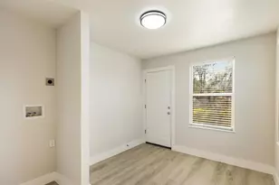 2821 NW 31st St, Fort Worth, TX 76106 - Photo 7