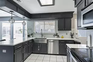 2322 Snowdon Dr, Arlington, TX 76018 - Photo 11