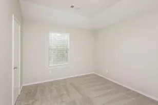 533 Crown Oaks Dr, Fort Worth, TX 76131 - Photo 11