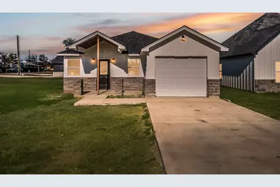 203 E South Street, Itasca, TX 76055 - Photo 1