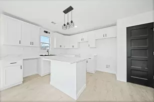 203 E South St, Itasca, TX 76055 - Photo 5