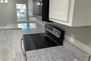 500 W Owings St, Denison, TX 75020 - Photo 9