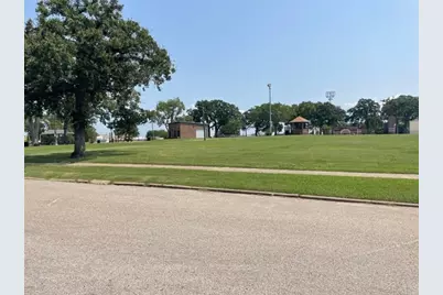 500 W Owings Street, Denison, TX 75020 - Photo 27