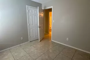 2625 Wilson Rd., Fort Worth, TX 76112 - Photo 9