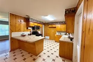 105 Calloway, Hughes Springs, TX 75656 - Photo 15