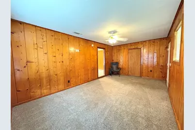 105 Calloway, Hughes Springs, TX 75656 - Photo 5