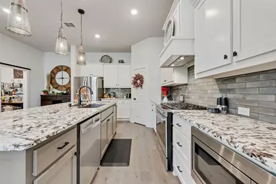 7226 Merlot Place, Grand Prairie, TX 75054 - Photo 11