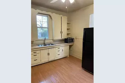 617 W Gandy Street #1, Denison, TX 75020 - Photo 5