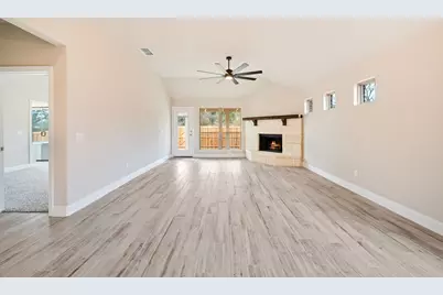 612 Kyle Drive, Tioga, TX 76271 - Photo 11