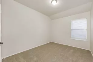 2926 Cowboy Dr, Dallas, TX 75237 - Photo 11