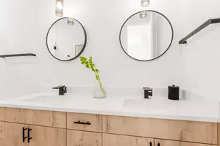 2019 N Prairie Ave, Dallas, TX 75204 - Photo 33