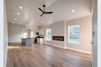 2225 College, Greenville, TX 75401 - Photo 5