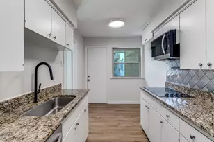 11108 Valleydale Dr, Dallas, TX 75230 - Photo 11