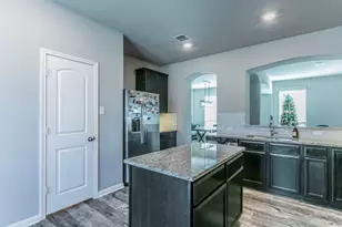 3113 Samson Dr, Lorena, TX 76655 - Photo 9