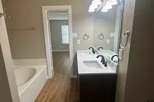 203 Shadow Bend Dr, Red Oak, TX 75154 - Photo 15