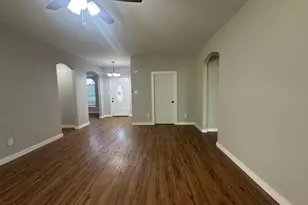 203 Shadow Bend Dr, Red Oak, TX 75154 - Photo 5