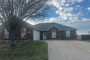 203 Shadow Bend Dr, Red Oak, TX 75154 - Photo 3