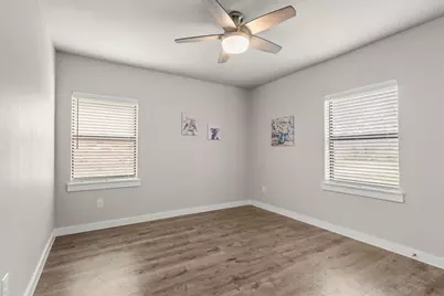 420 Huntingdon Drive, Irving, TX 75061 - Photo 23