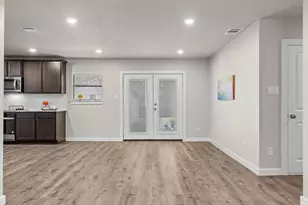 420 Huntingdon Dr, Irving, TX 75061 - Photo 9