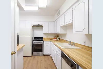 5949 Copperwood Lane #1158, Dallas, TX 75248 - Photo 13