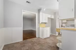 6520 St Moritz Ave, Dallas, TX 75214 - Photo 13