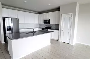 933 Ravenwood Ln, Van Alstyne, TX 75495 - Photo 5