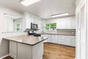 800 Spring Hill, Aubrey, TX 76227 - Photo 9