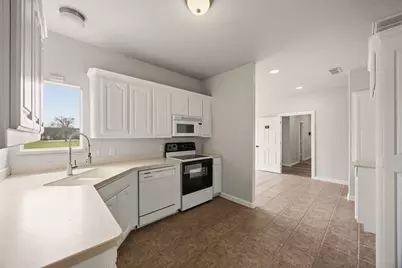 401 Center Court Drive, Bridgeport, TX 76426 - Photo 13