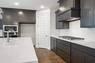 2825 Buckingham Ln, Celina, TX 75009 - Photo 9