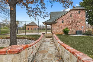 3011 High Point Dr, Flower Mound, TX 75022 - Photo 11