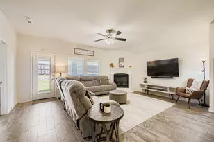 11301 Summer Rain Blvd, Aubrey, TX 76227 - Photo 5