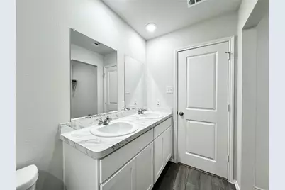 829 Bluffview Drive, Cleburne, TX 76031 - Photo 35